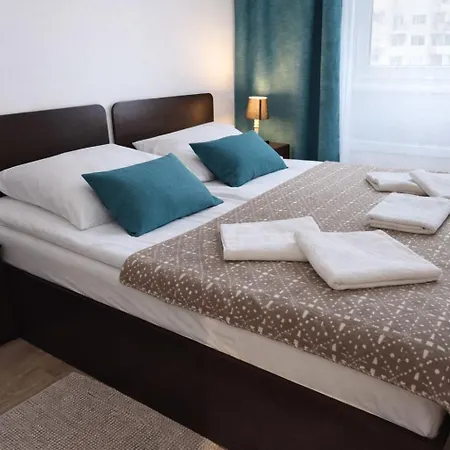 Julia By Livermo Air Conditioning شقة بوزنان